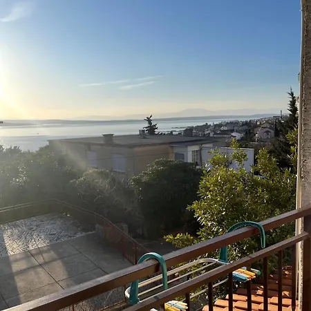 Ferienwohnung Apartman Hrusta Crikvenica Exterior foto