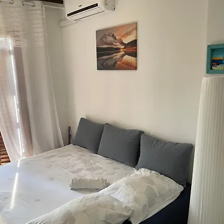 Ferienwohnung Apartman Hrusta Crikvenica Exterior foto